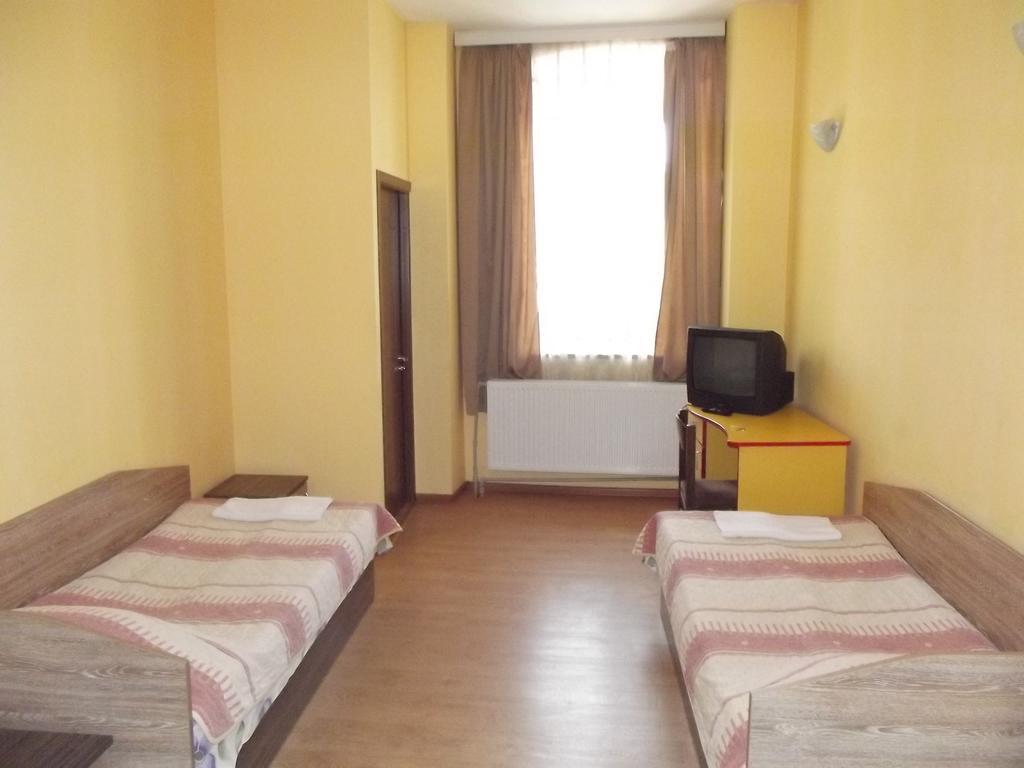 House For Guests And Friends Hotel Svishtov Luaran gambar